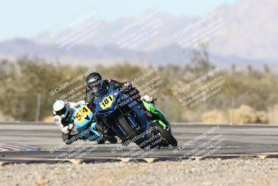 media/Dec-06-2025-CVMA (Sat) [[4a896cc04c]]/Race 5-Amateur Formula Middleweight/